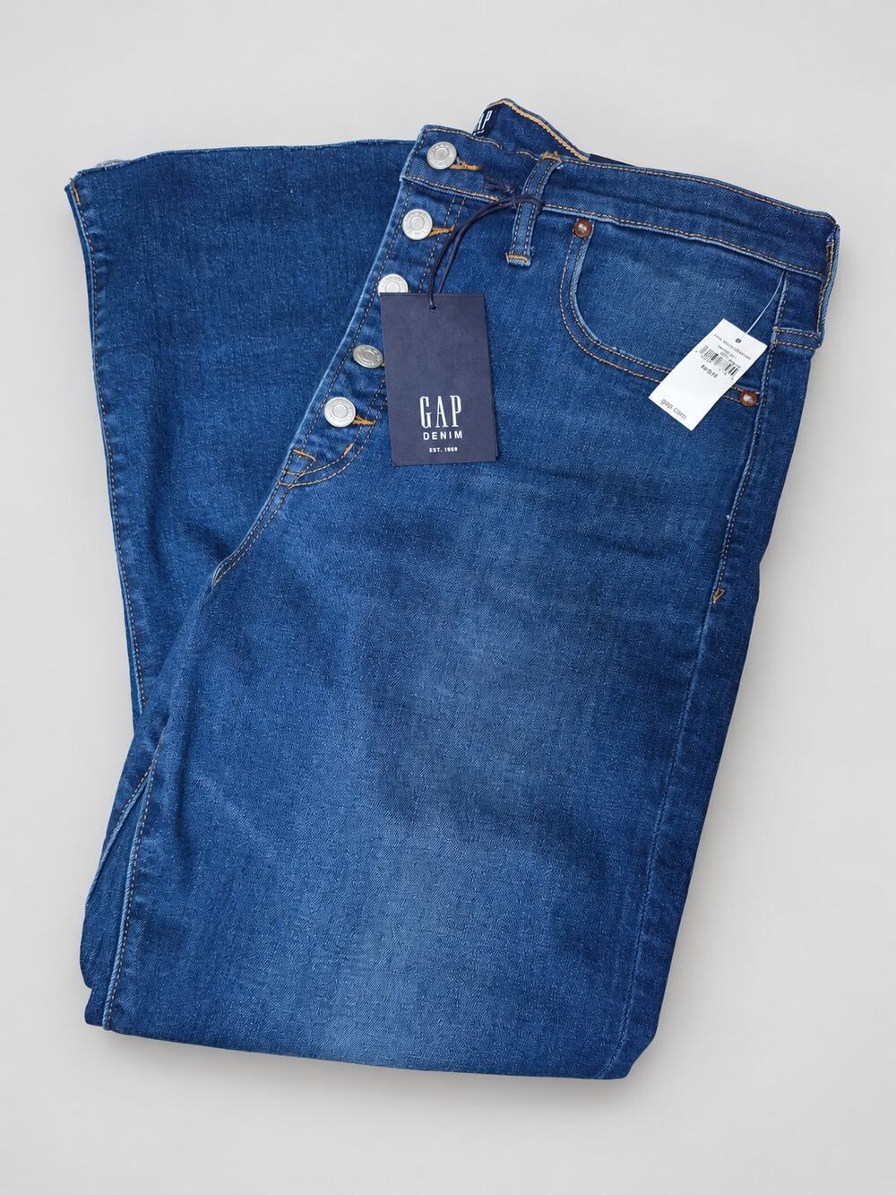 GAP High Rise Crop Boot Cut Jeans. Med Wash Button Fly. Size 16/33R NWT